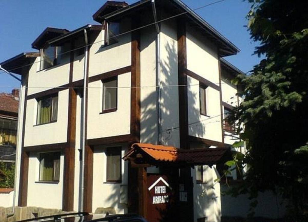 Къща Ариранг Hotel Cherni Osum Екстериор снимка